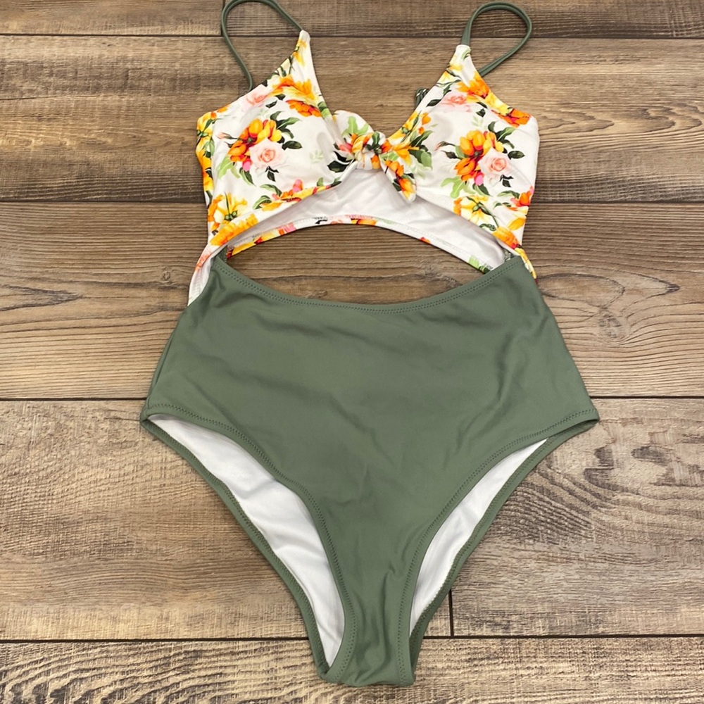 Womens Open Front/back Floral One Piece Swimsuit